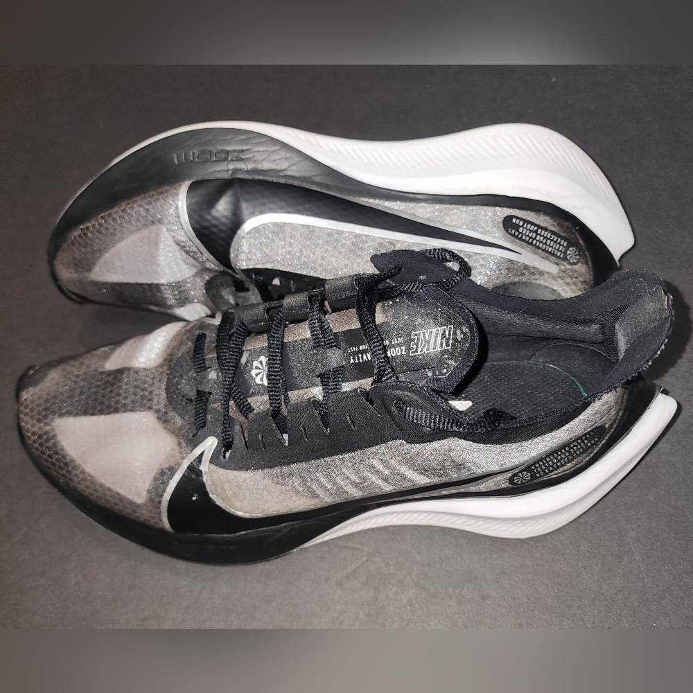Nike Shoes Women's Size 9 Zoom Gravity Black Silver Running Shoes BQ3203-002